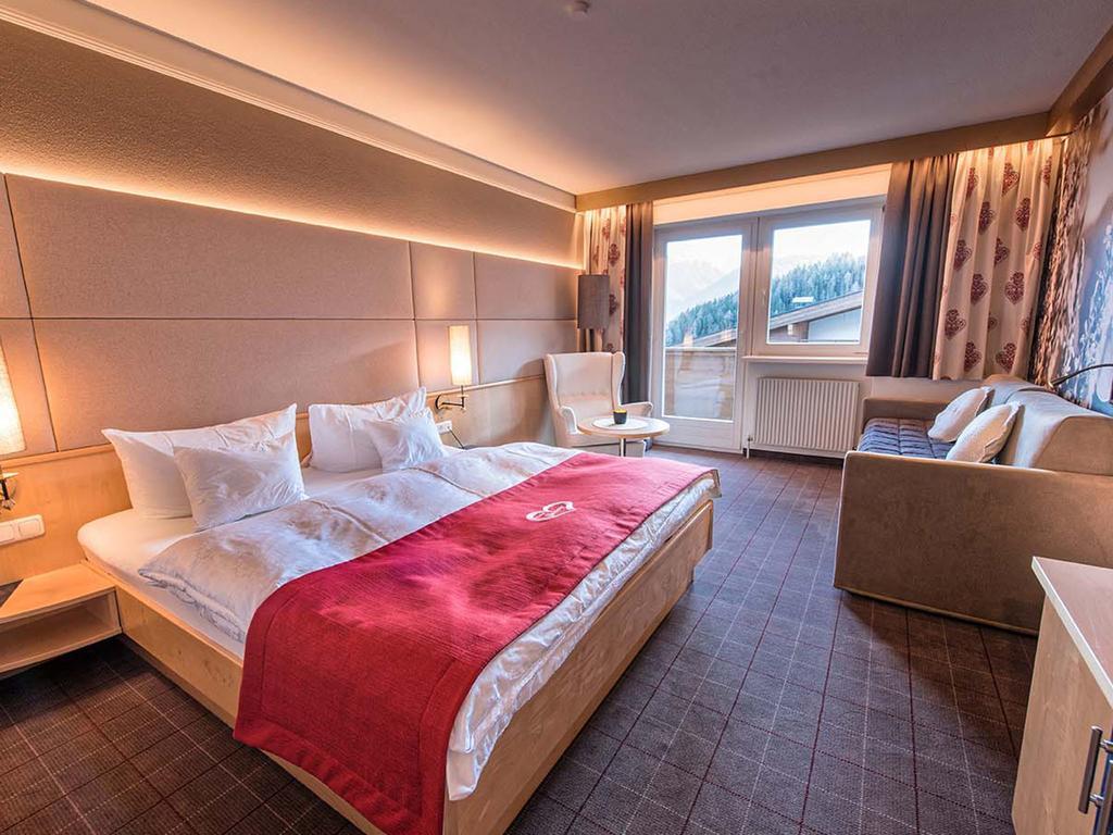 סרפהאוס Hotel Universo מראה חיצוני תמונה