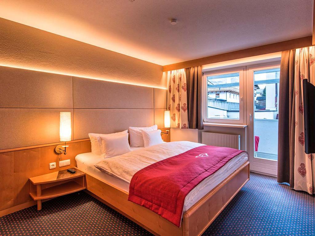 סרפהאוס Hotel Universo חדר תמונה